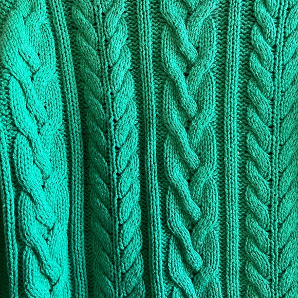 Old Navy Green Cable Knit Ling Sleeve Sweater - Picture 4 of 9